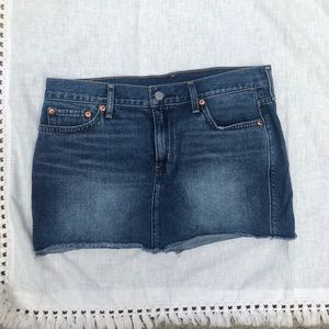 🧩 Levi’s Denim Mini 🧩